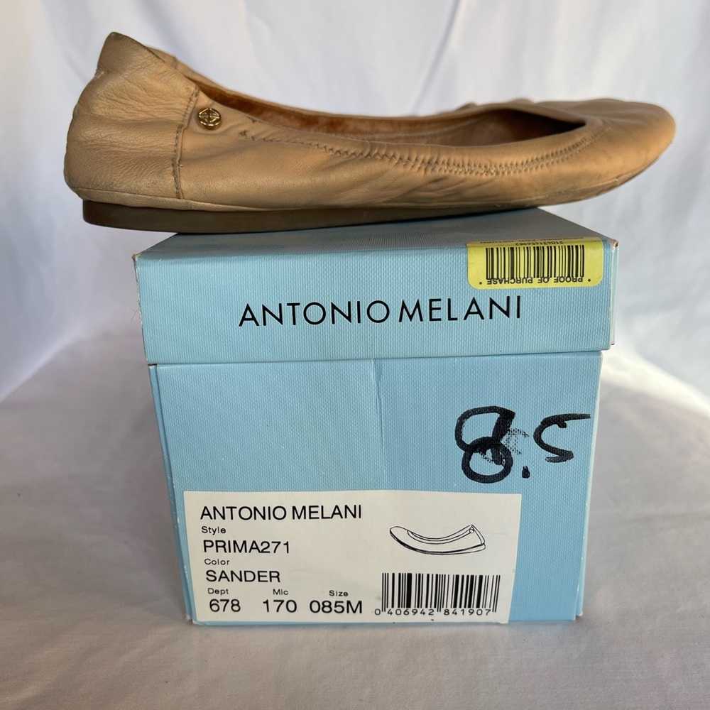 Antonio Melani Women's Tan Ballet Flats